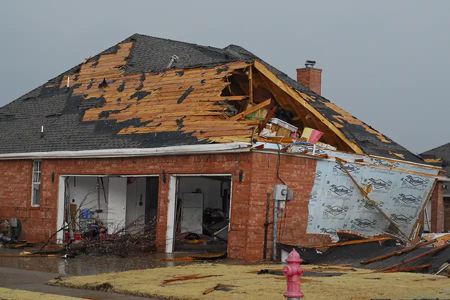 Roller Brothers Construction—A home in Springfield, IL with damage from a bad storm.