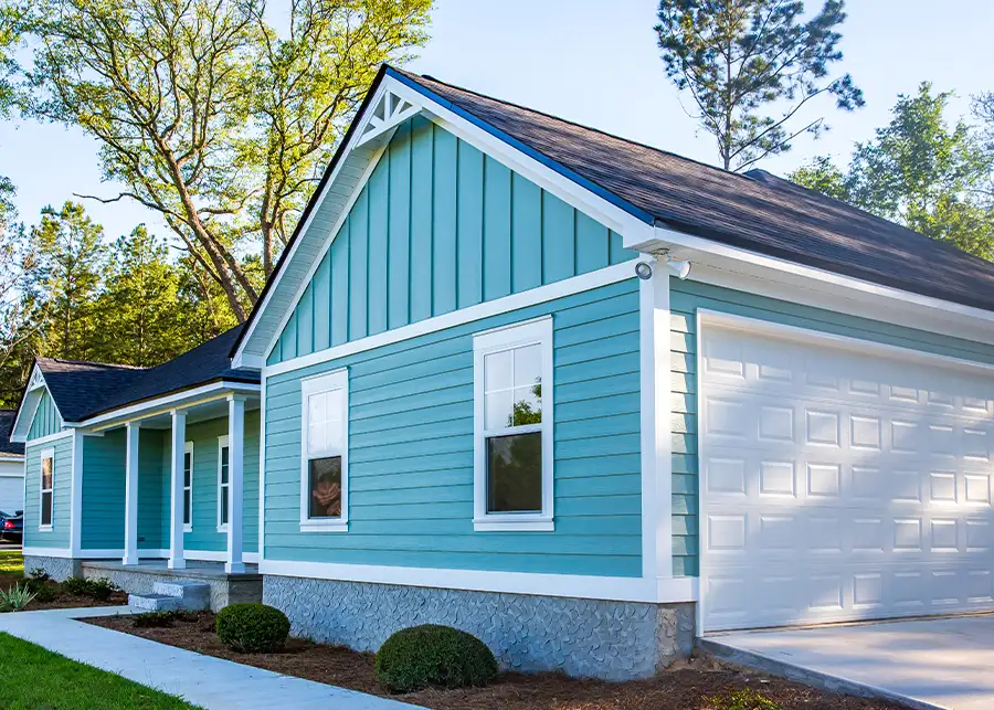 Roller Brothers Construction - vinyl siding replacement - Athens, IL